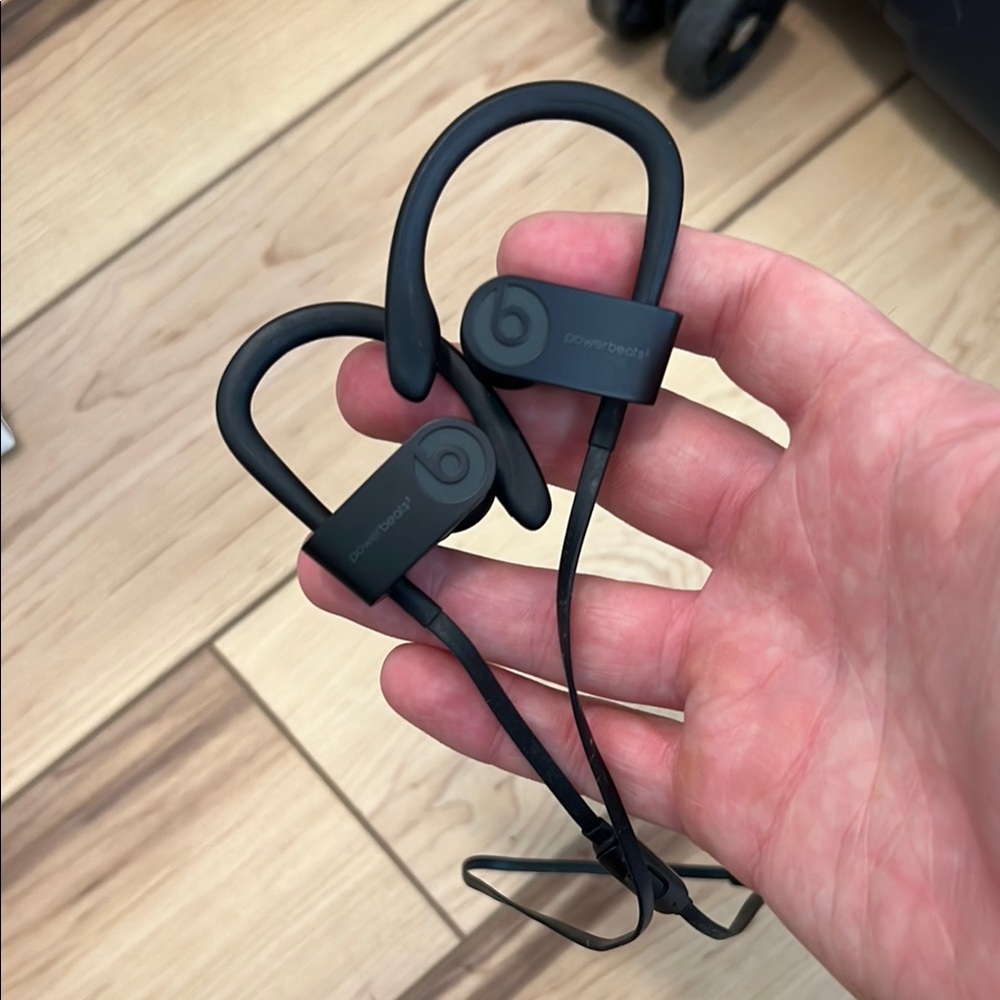 Beats by Dre Powerbeats3 Black Earbud Headphones